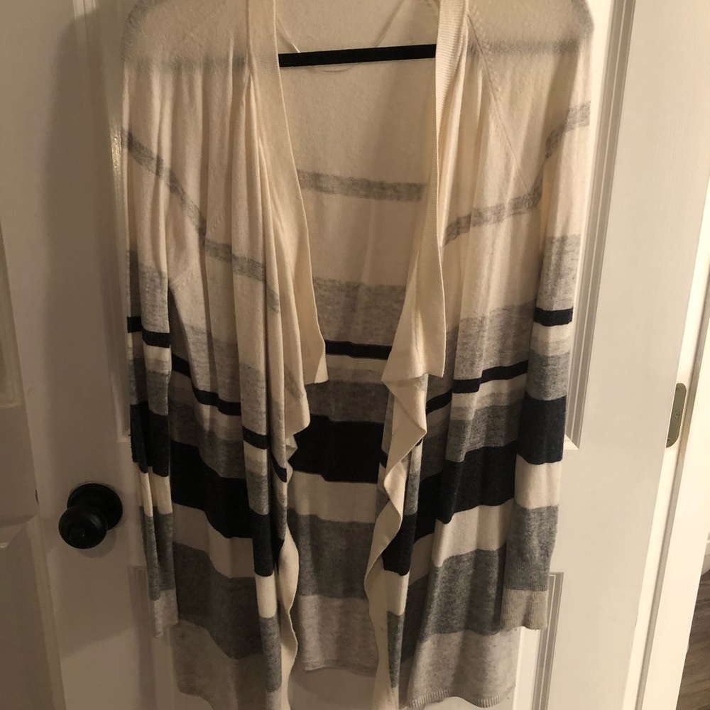 Ivory and Navy cardigan